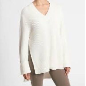 Athleta Shasta V-neck sweater.  XXS